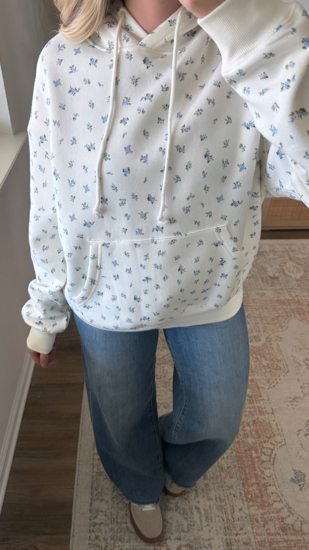Ditsy Floral Hoodie / Blue