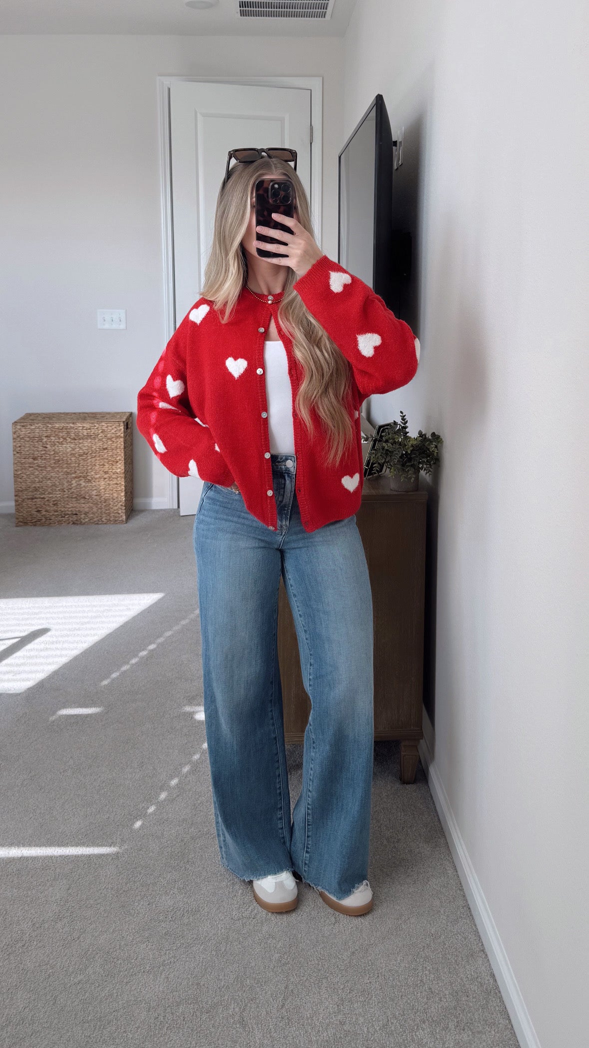 Button Down Heart Cardigan / Red