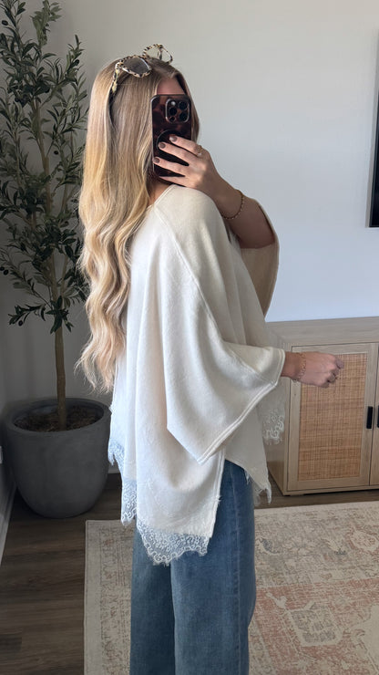 Lace Hem Poncho / Ivory