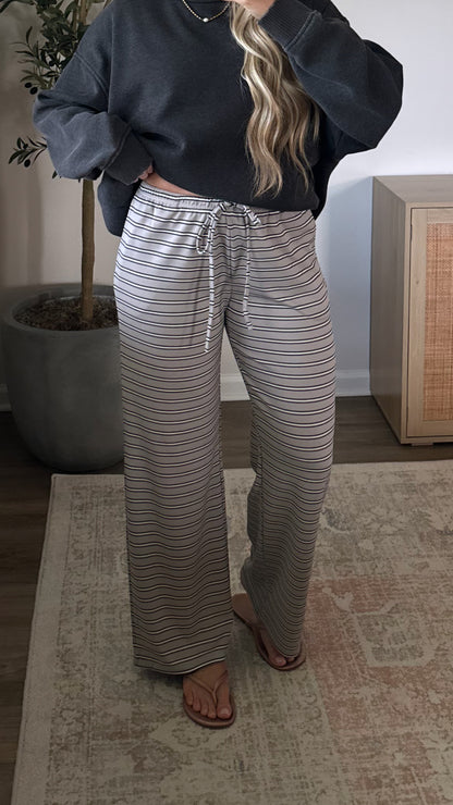 Mid Waisted Striped Pants / Taupe + Navy