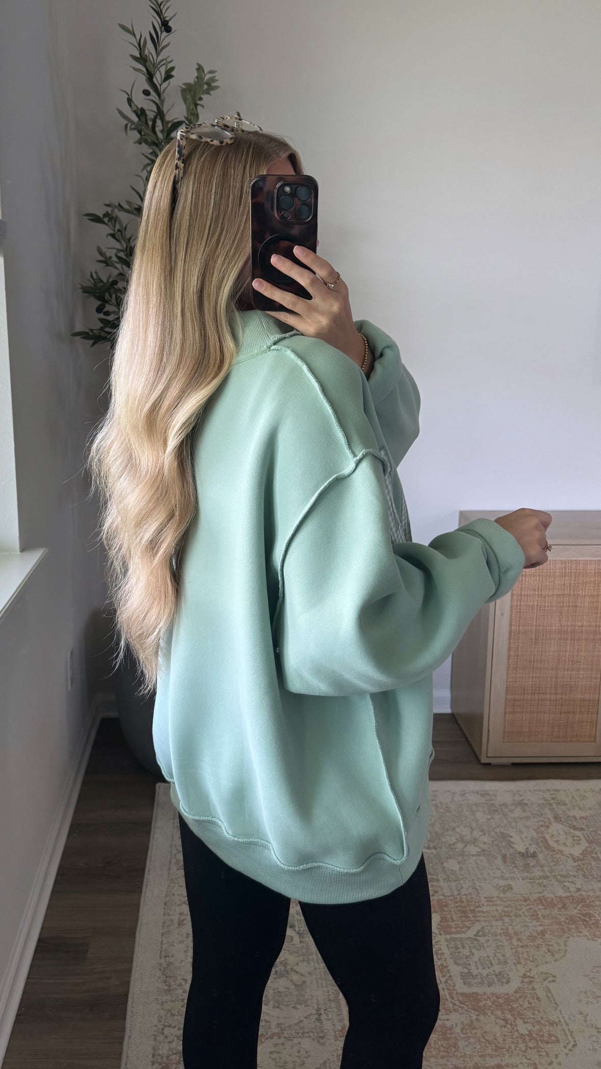 Matcha Embroidered Mock Neck Sweatshirt / Green