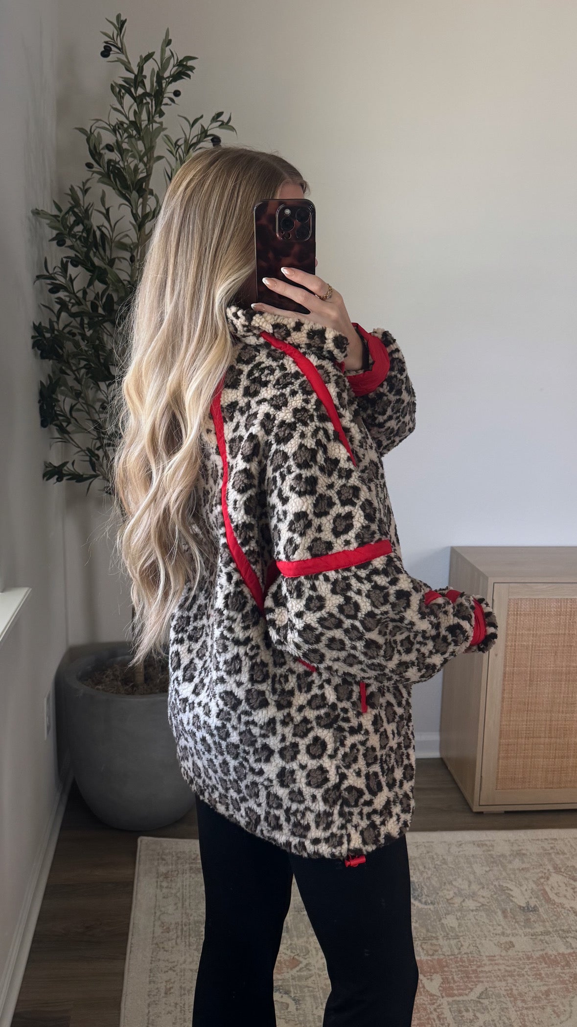 Leopard Contrast Sherpa / Red