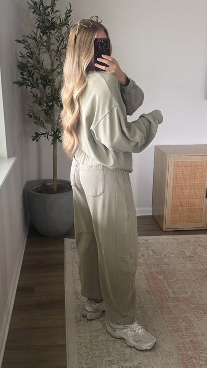 Quinn Barrel Sweatpants Set / Light Sage