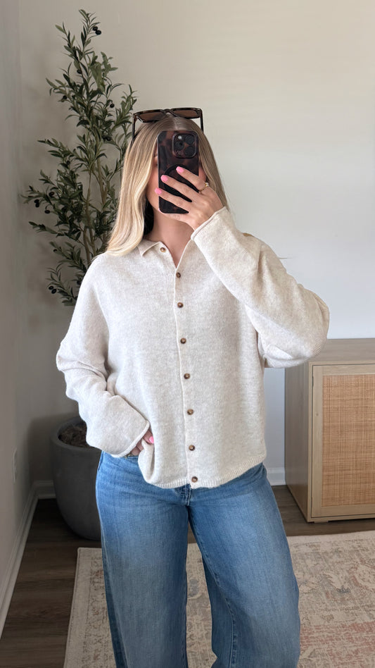Classic Cardigan / Natural